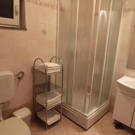 Guest house Kirincic